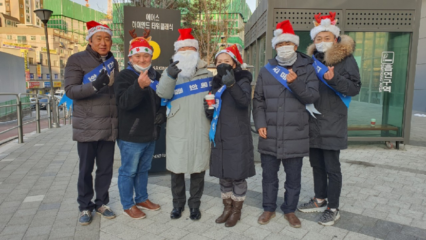 클래식 친목회-전체 사진-47689402068.jpg